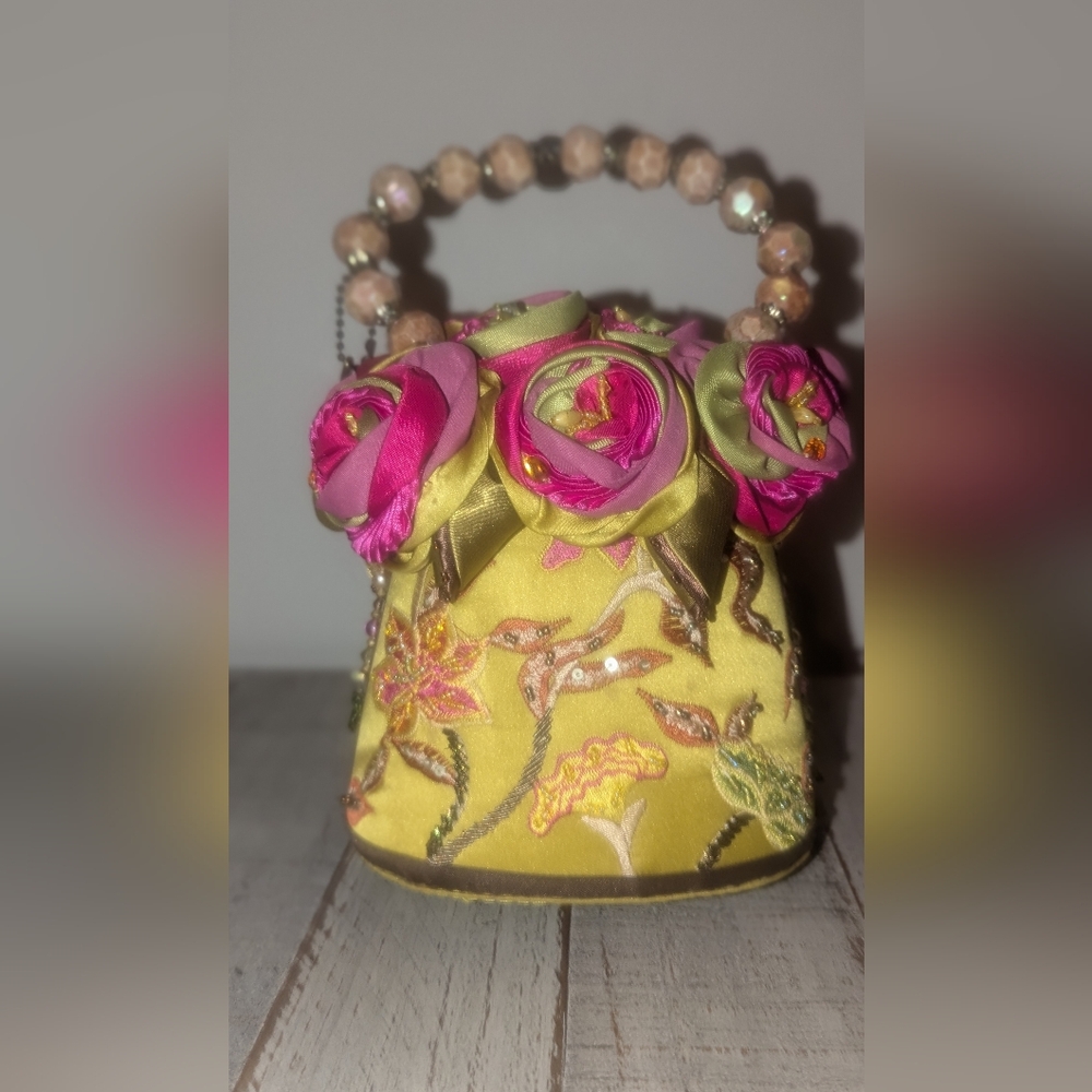 Mary Frances Hat Box Corsage Bag